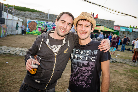 JR_VEF_130825010A