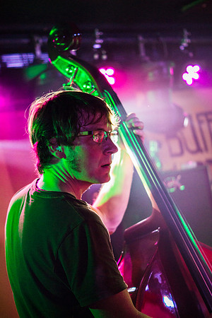 JR_BH_141018057