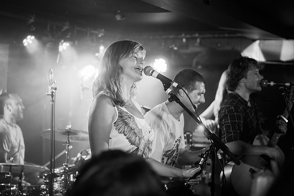 JR_BH_141018063