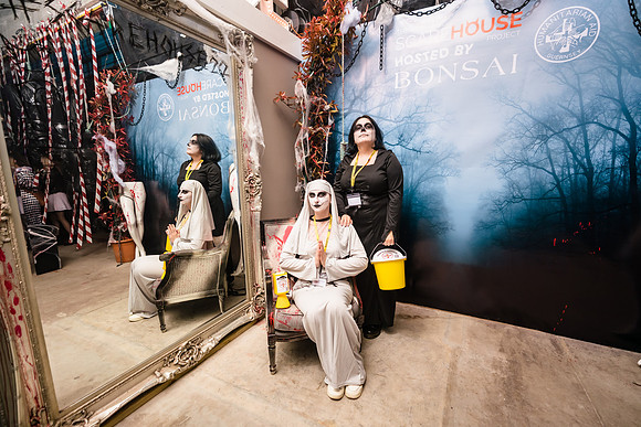 Scarehouse 221029053