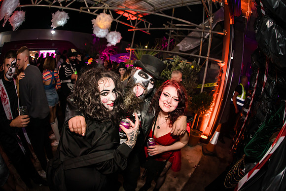 Scarehouse 221029183