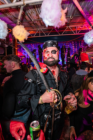 Scarehouse 221029144