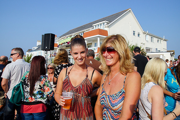 JR_BG_130826024A