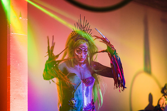 Scarehouse 221029136