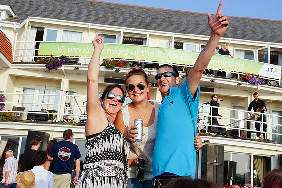 JR_BG_130826065A